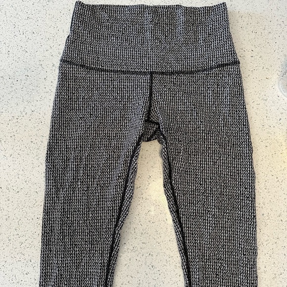 Lululemon Wunder Under High Rise Tight in Houndstooth - Picture 2 of 9